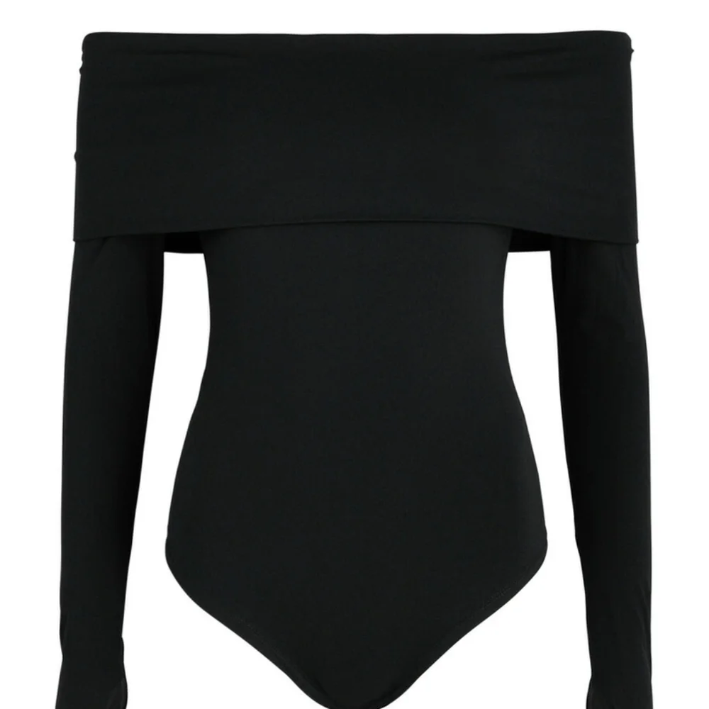 Alice + Olivia Classic Black Garment - Picture 5 of 13